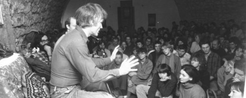 Słynny duński lama Ole Nydahl z wizytą w Polsce w grudniu 1983 r. fot. Tadeusz Maciej Sochor / PAP